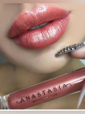 Anastasia Beverly Hills Metallic Rose-Copper Lip Gloss/ Parfait